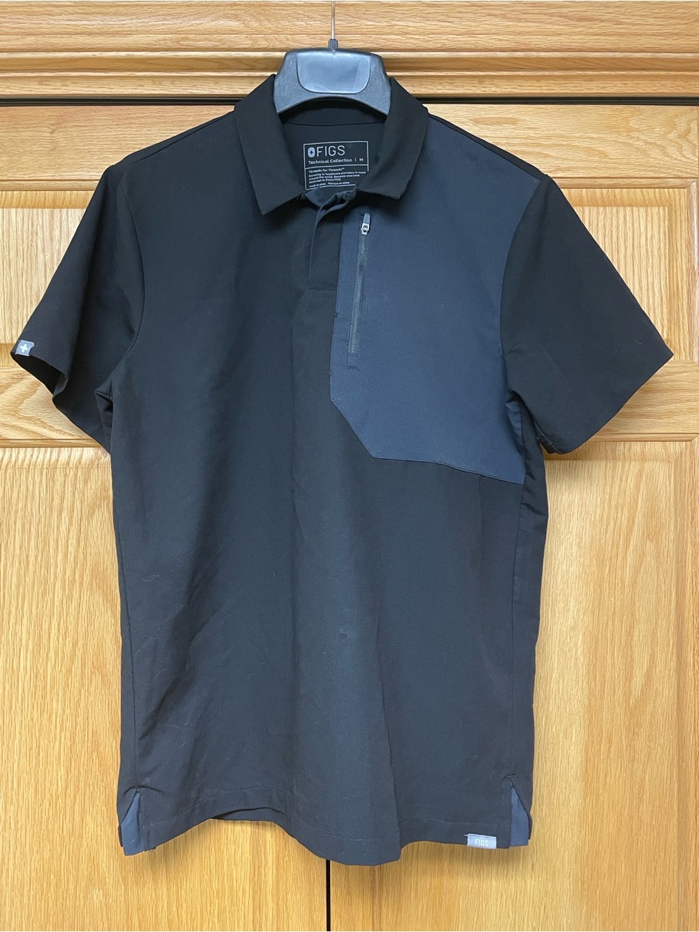 Figs Men’s Technical Collection Scrub Top with Collar - Size Medium